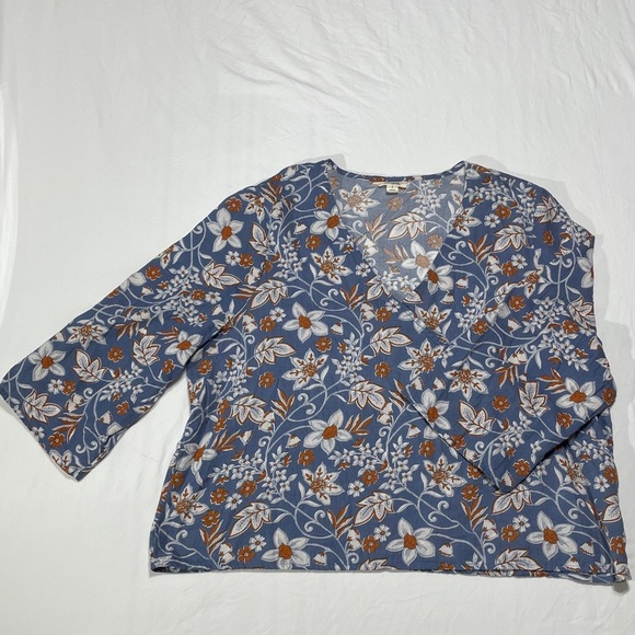 A.n.a Floral Faux Wrap Front Blouse - Picture 1 of 7